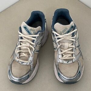 Asics Gel- 1130 Cream and Blue-Grey Mesh Running Shoes